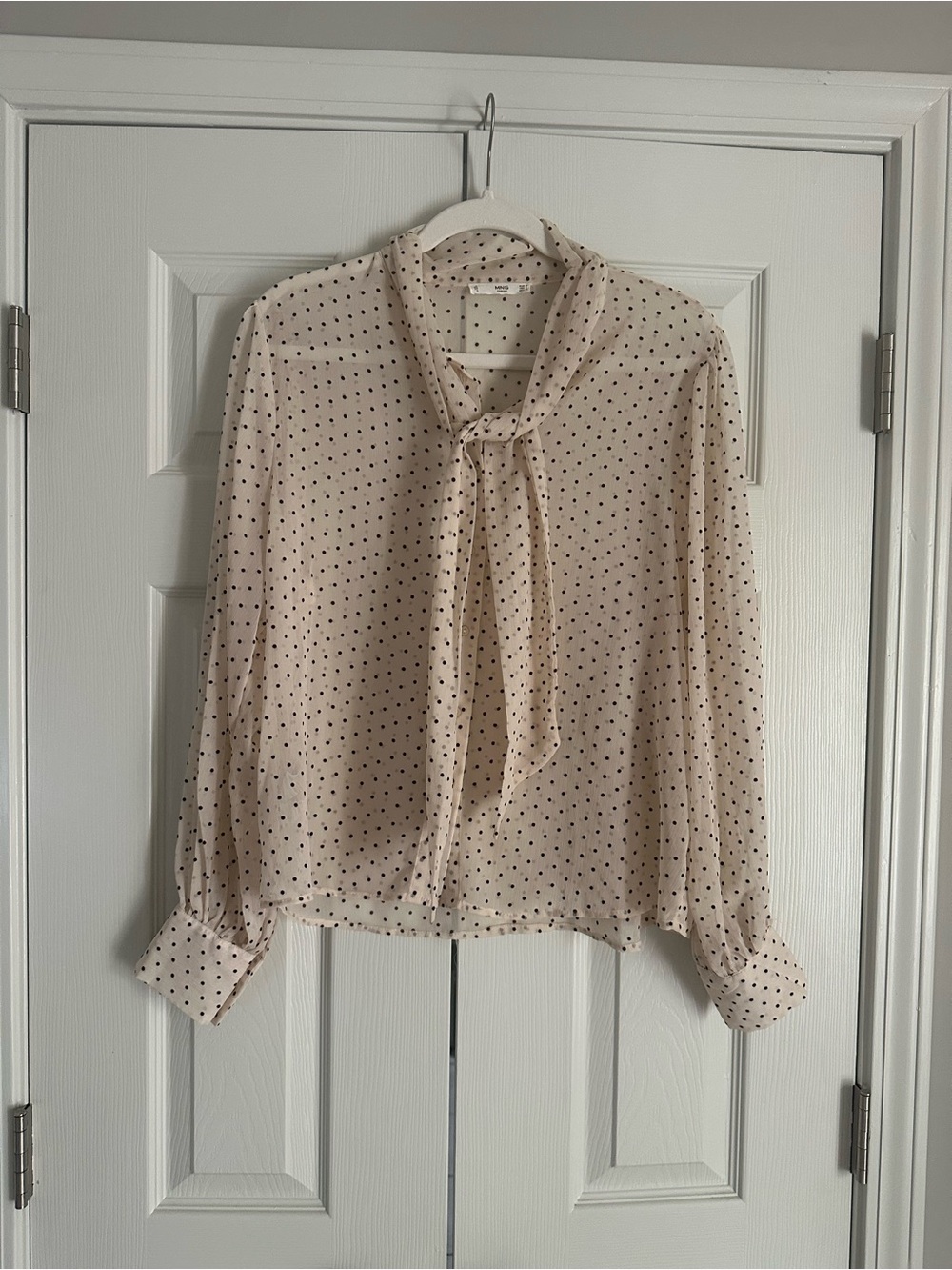 NWOT mango Polka Dot Tie-Neck Blouse